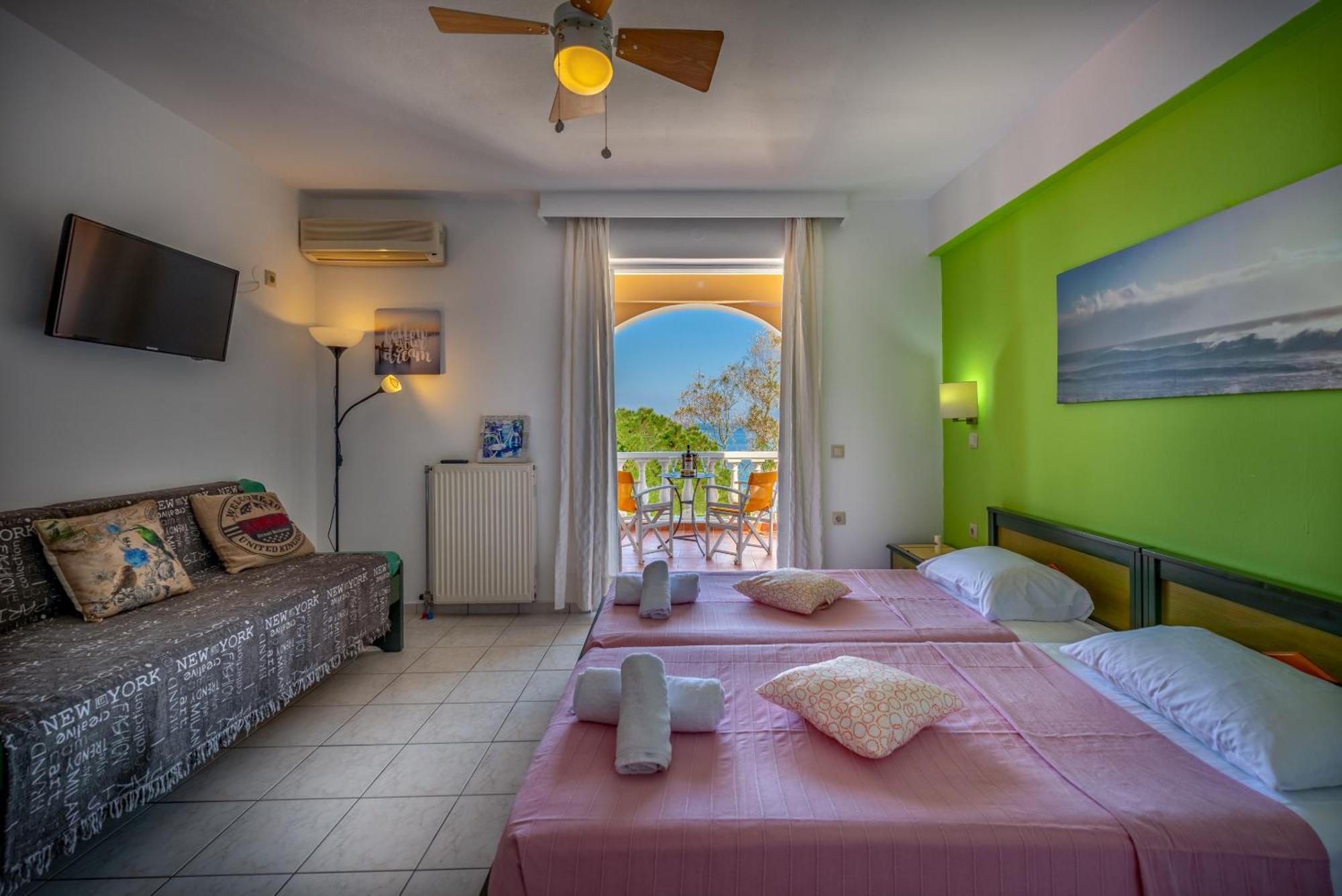 Seafront Spirit Suites Kota Zakynthos Bagian luar foto